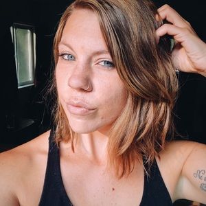 Meet your Posher, Ashton